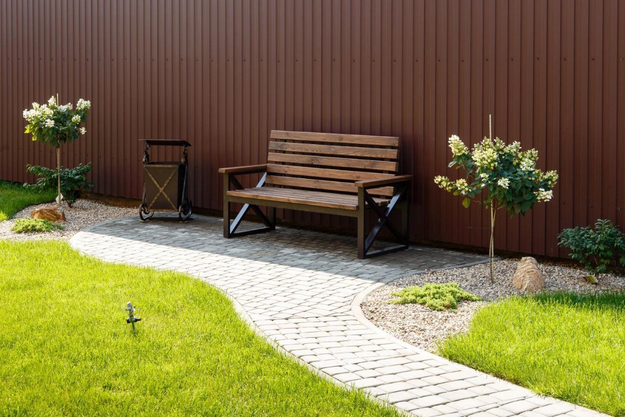 Villa Sarra Baranavitjy Exteriör bild