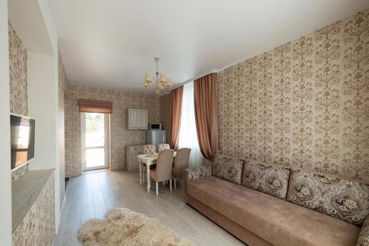 Villa Sarra Baranavitjy Exteriör bild